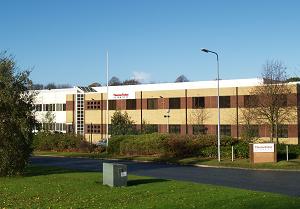 Thermo Fisher Scientific Opens New UK Research and Manufacturing Facility for Cancer Diagnostics and Chromatography Products